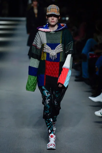 Look 44